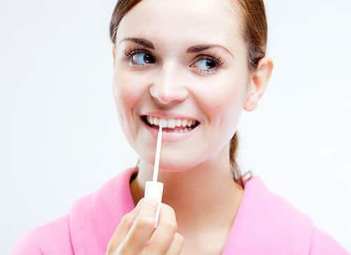 Zahnbleaching mit Zahnweißstift - weissezaehnebleaching.de